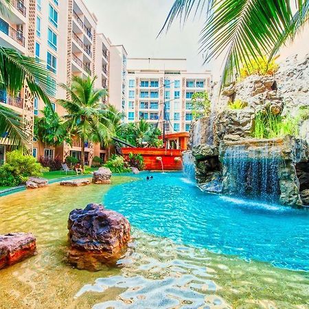 Atlantis Condo Resort Jomtien Bagian luar foto