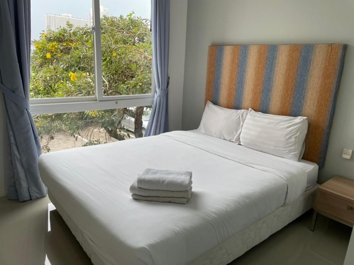 Atlantis Condo Resort Jomtien Bagian luar foto