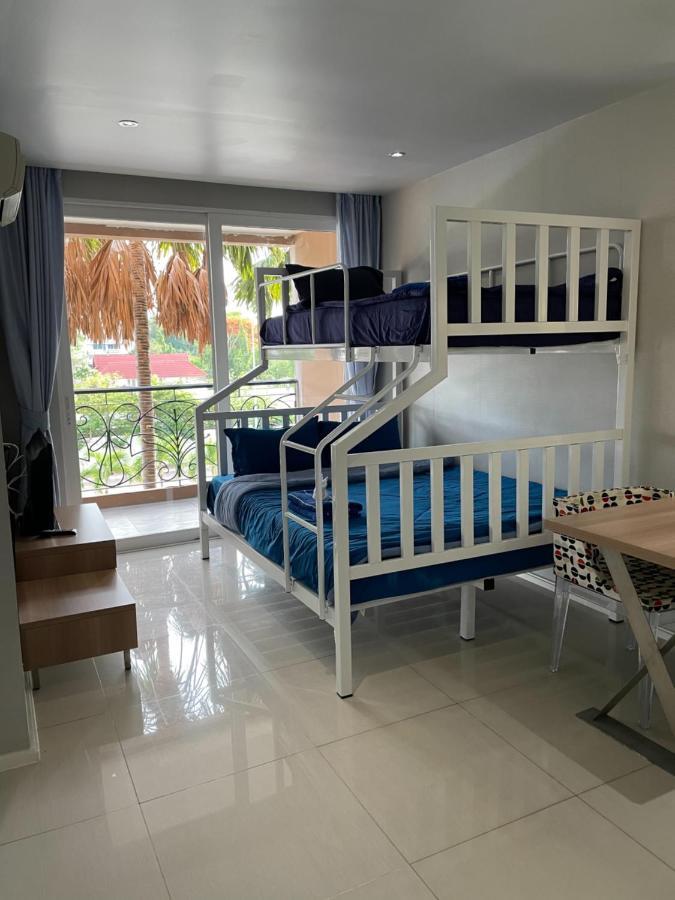 Atlantis Condo Resort Jomtien Bagian luar foto