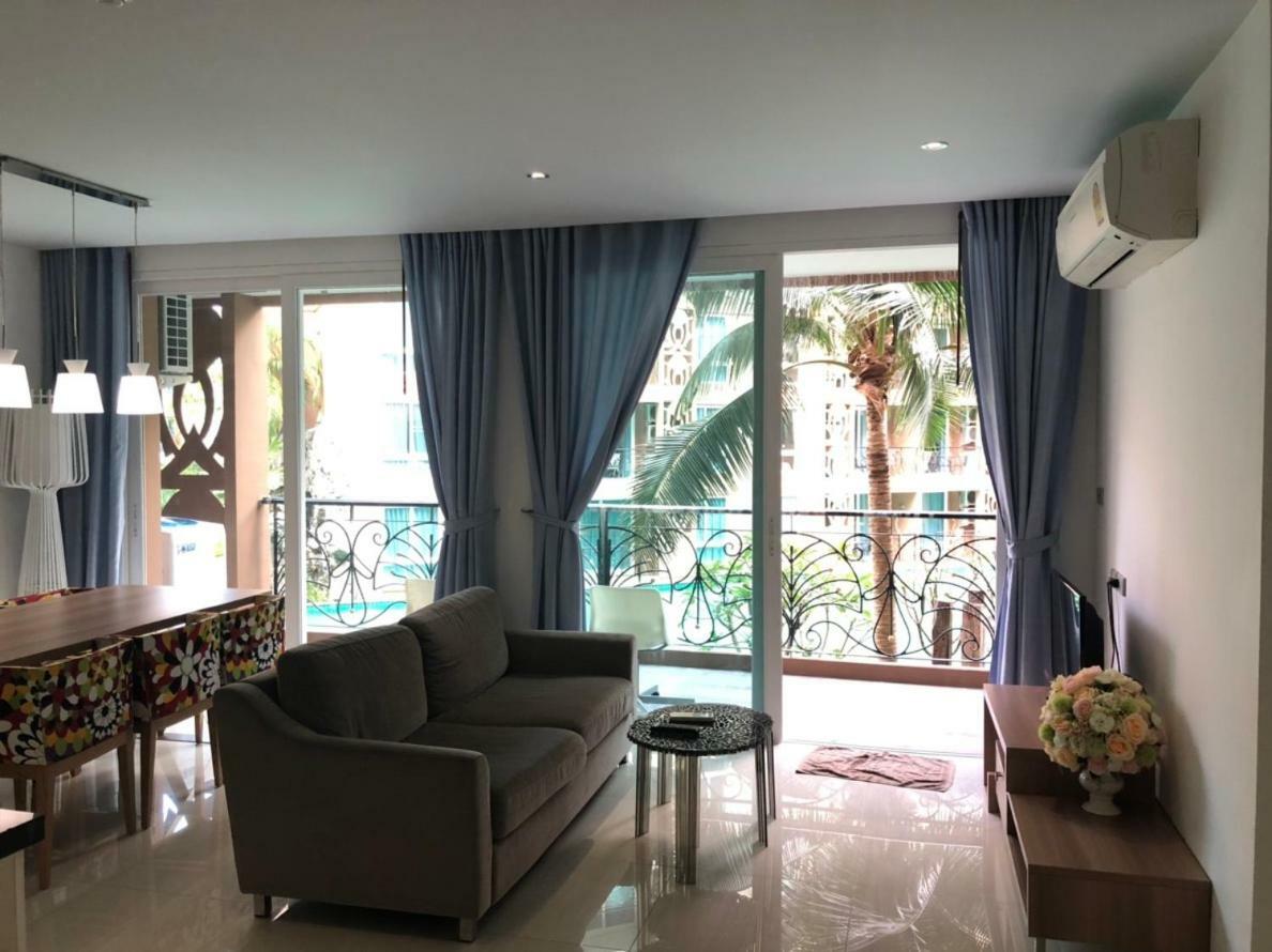 Atlantis Condo Resort Jomtien Bagian luar foto